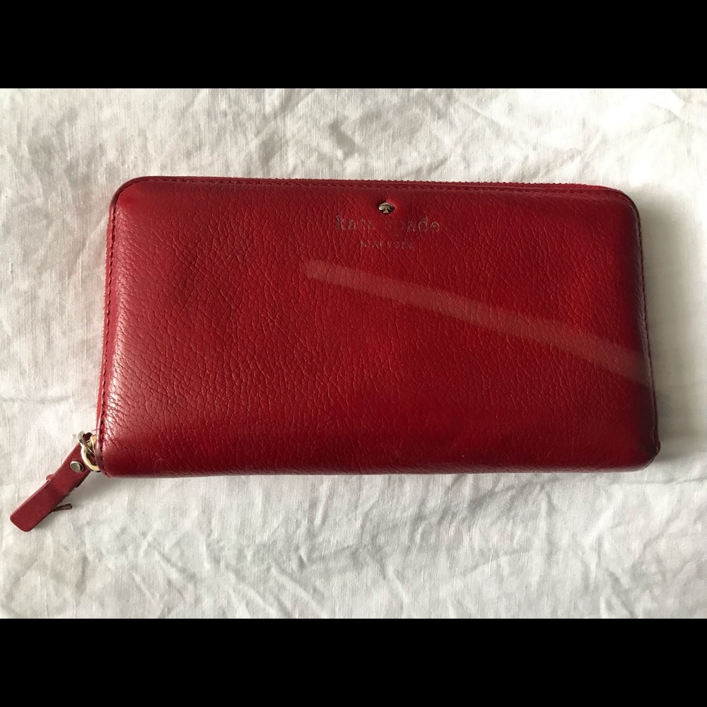 Red Kate spade wallet